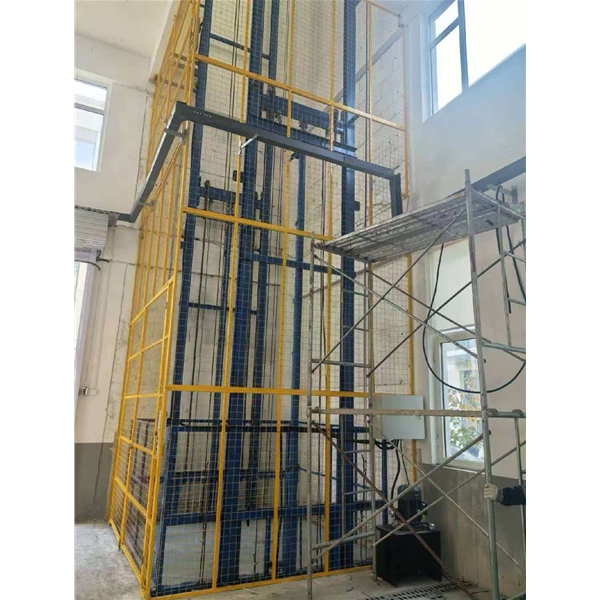 广西导轨链条式升降货梯