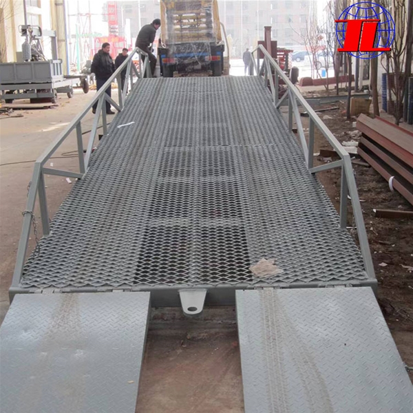 广西移动式登车桥