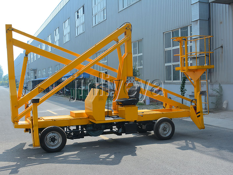 广西折臂式高空作业车